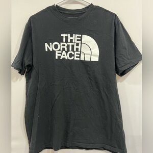 Gently used Men’s North Face short sleeve tshirt LG